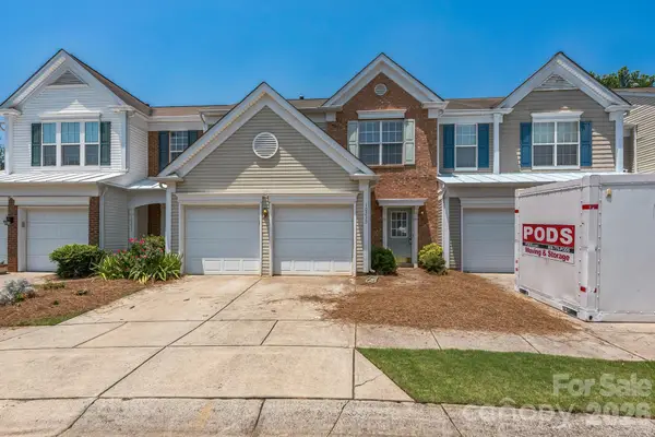 10235 Kendra Court, Charlotte, NC 28277