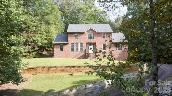1064 Skye Drive, Pisgah Forest, NC 28768