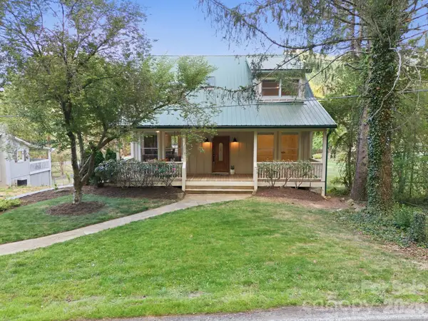 612 Christian Creek Road, Swannanoa, NC 28778