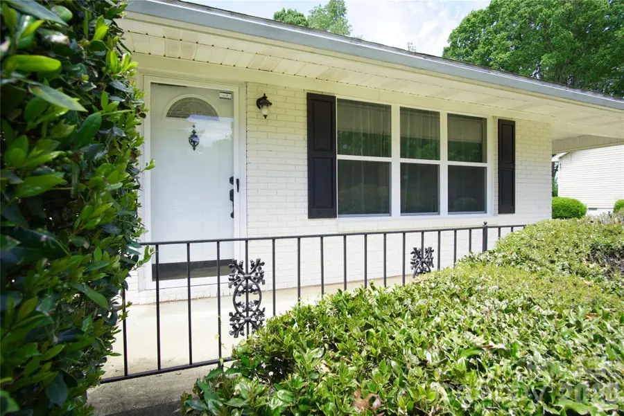 4429 Dawnwood Drive, Gastonia, NC 28056 - #2