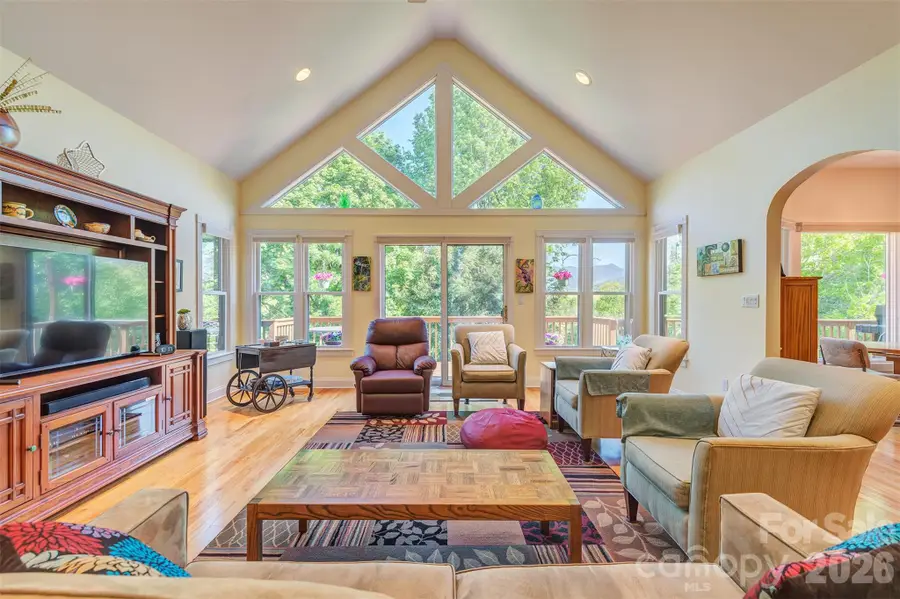 6 Clear Vista Drive, Asheville, NC 28805 - #2