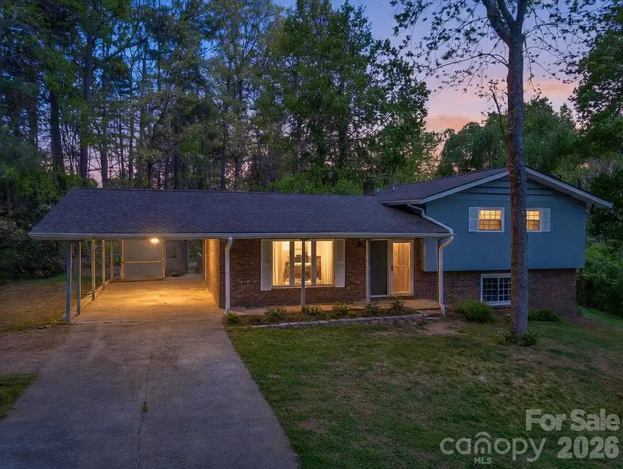 31 Firefly Lane, Saluda, NC 28773 - #2