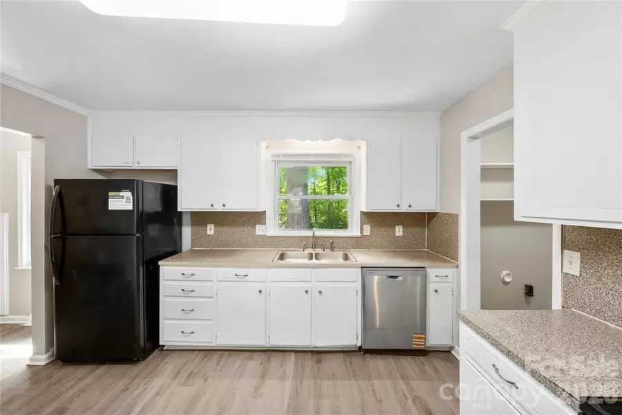 7001 Crossridge Road, Charlotte, NC 28214 - #2