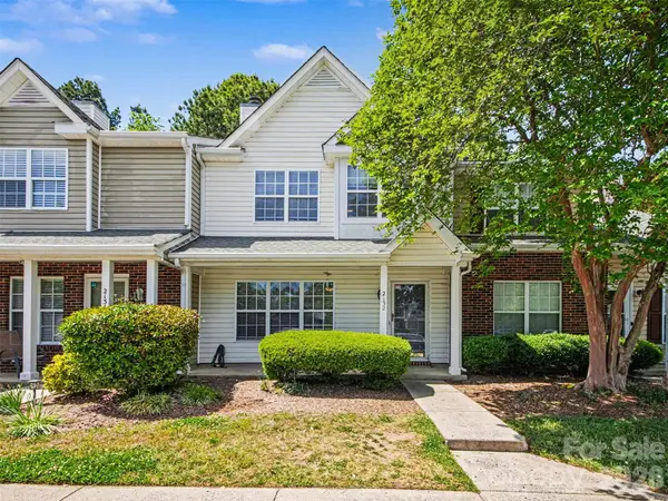 2132 Preakness Court, Charlotte, NC 28273