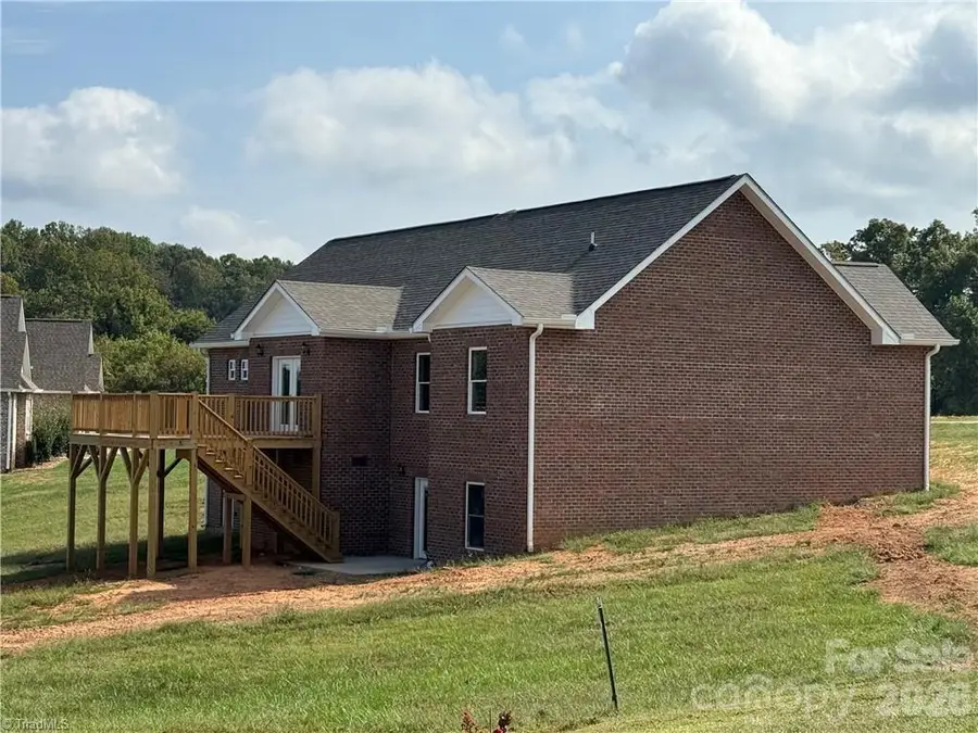 130 Oak Pointe Lane, Wilkesboro, NC 28697 - #3