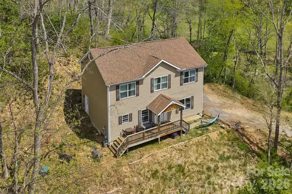 26 Brigman Road, Weaverville, NC 28787