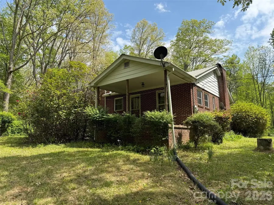 207 Ewbank Road, Etowah, NC 28729 - #3