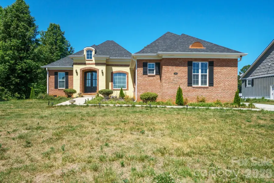 101 Long Meadows Drive, Kings Mountain, NC 28086 - #2