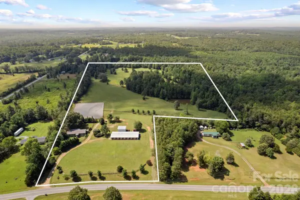 1896 E Green Creek Drive, Tryon, NC 28782