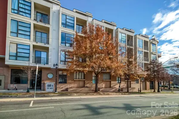 525 E 6th Street #222, Charlotte, NC 28202