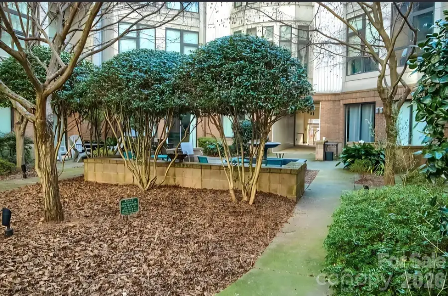 525 E 6th Street #222, Charlotte, NC 28202 - #3