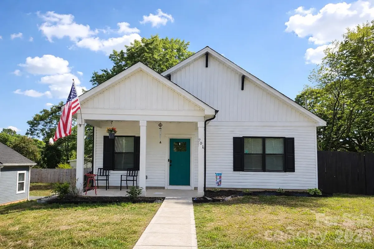 701 E 3rd Avenue, Gastonia, NC 28054 - #1