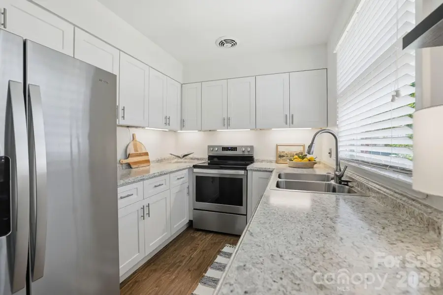 4500 Woodlark Lane, Charlotte, NC 28211 - #2