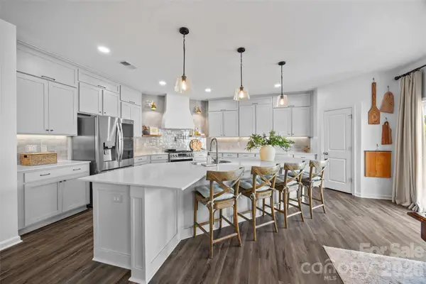 138 Lambeth Loop, Mooresville, NC 28115