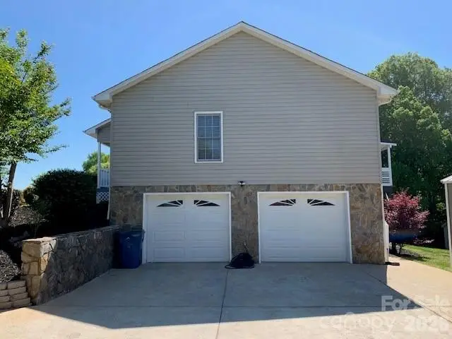 3061 Dry Ponds Road, Granite Falls, NC 28630 - #2