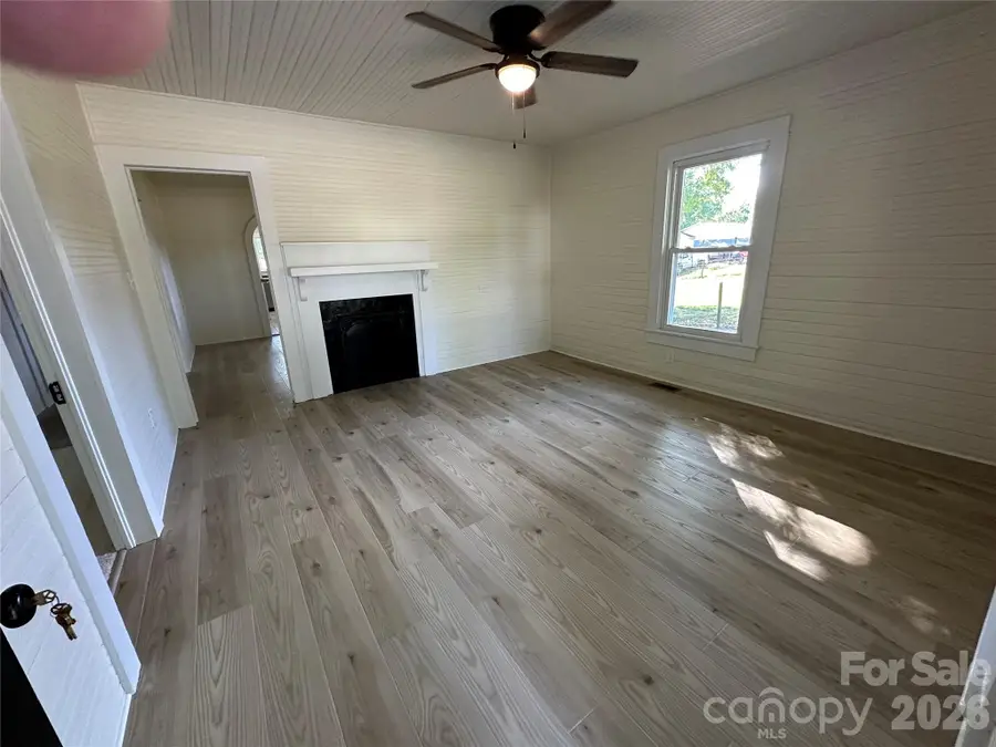 919 Orangewood Street, Kannapolis, NC 28081 - #2