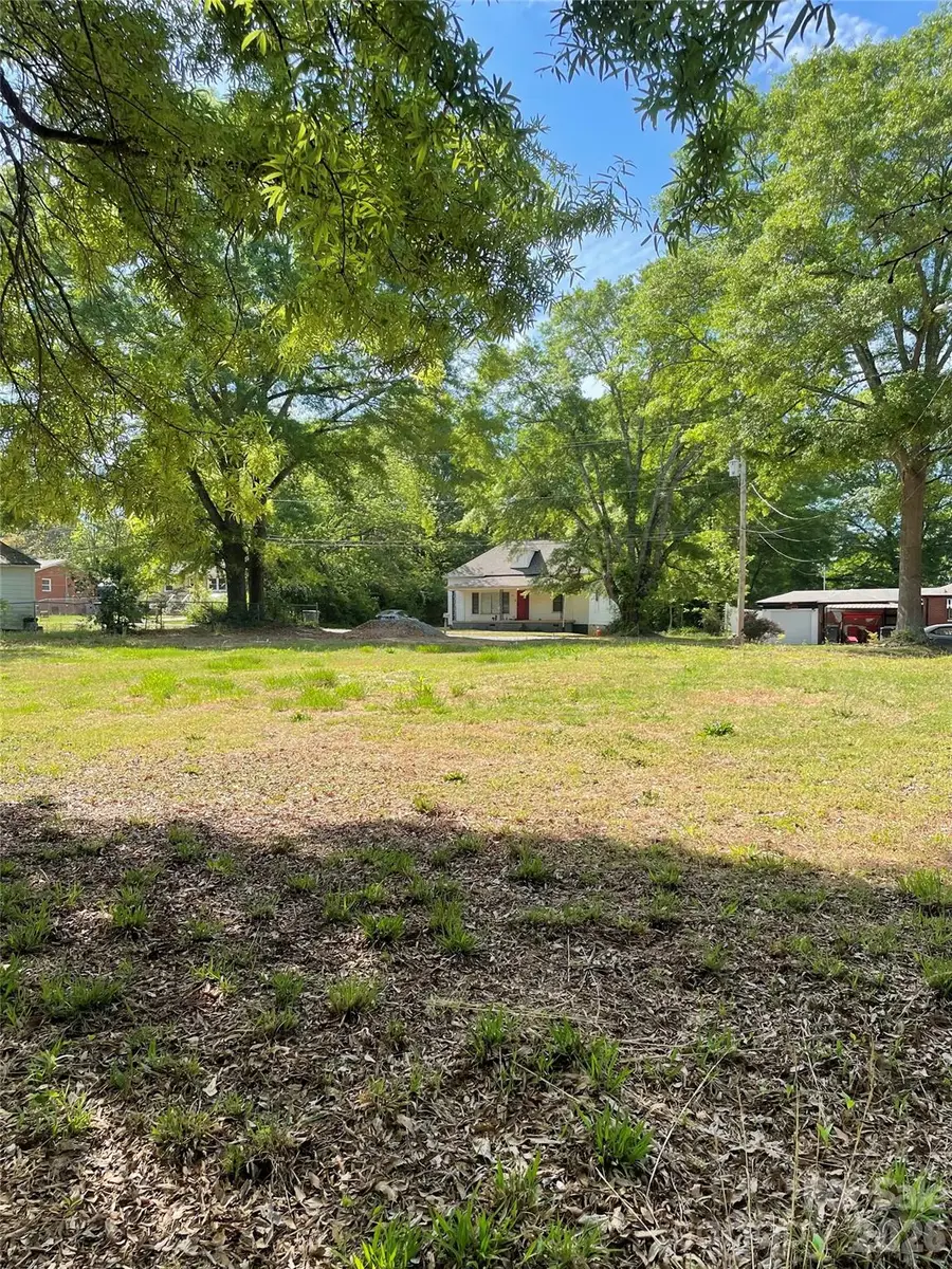 510 E Holly Street, Dallas, NC 28034 - #2