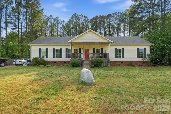 2825 Sweeping Pine Lane, Denver, NC 28037