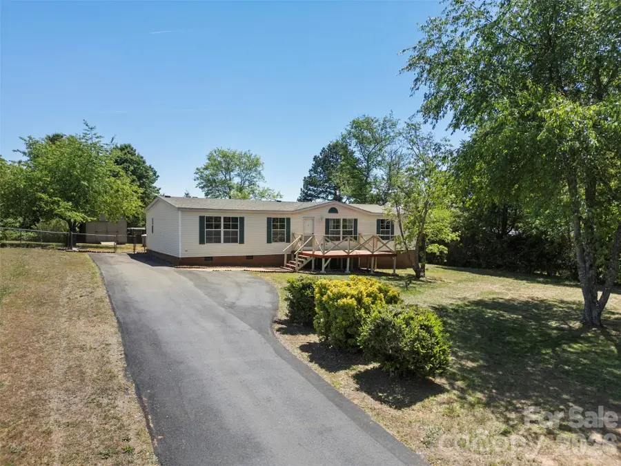 2095 Wildwood Drive #19, Hickory, NC 28601 - #2