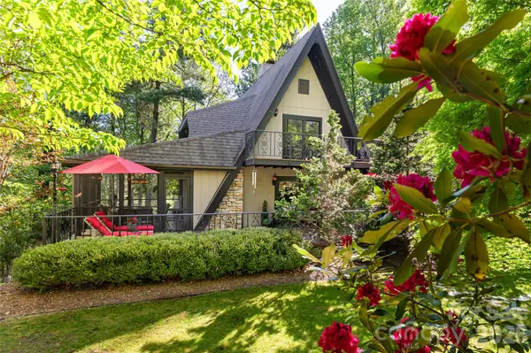 7 Cooper Cove S, Hendersonville, NC 28739