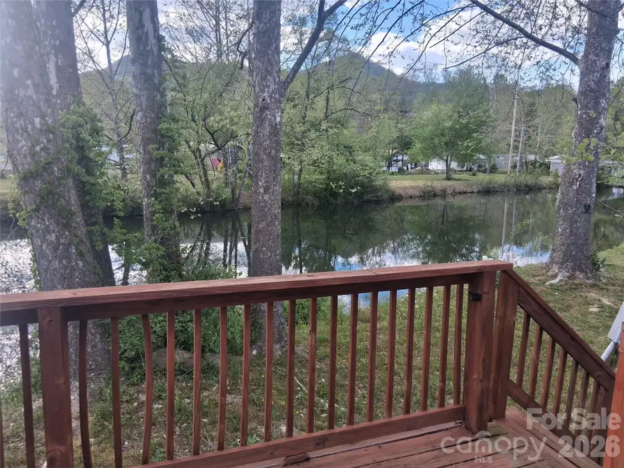 124 Pike Point, Waynesville, NC 28785 - #3