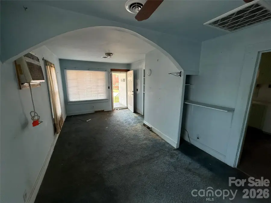 901 Indiana Street, Kannapolis, NC 28083 - #3
