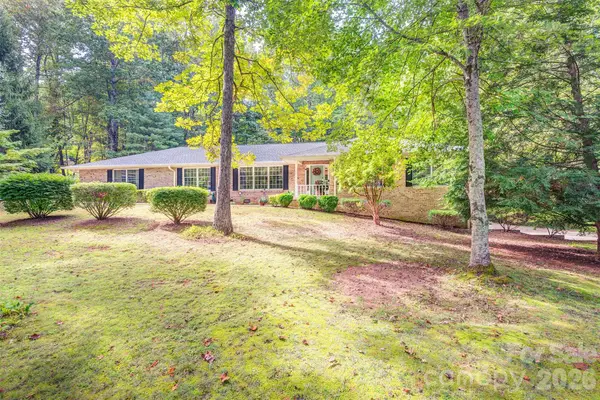 3 Sunningdale Drive, Flat Rock, NC 28731