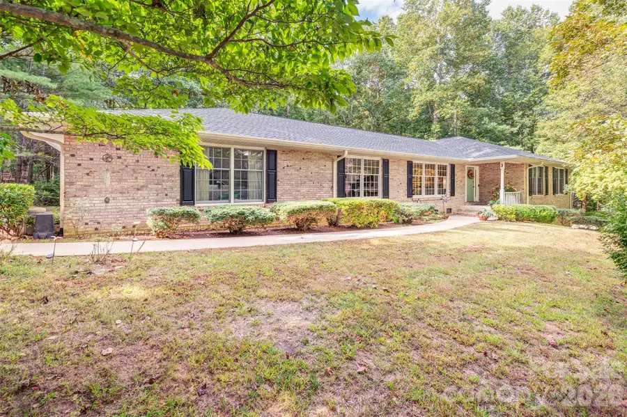 3 Sunningdale Drive, Flat Rock, NC 28731 - #2