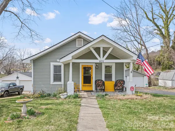 821 N Main Street, Canton, NC 28716