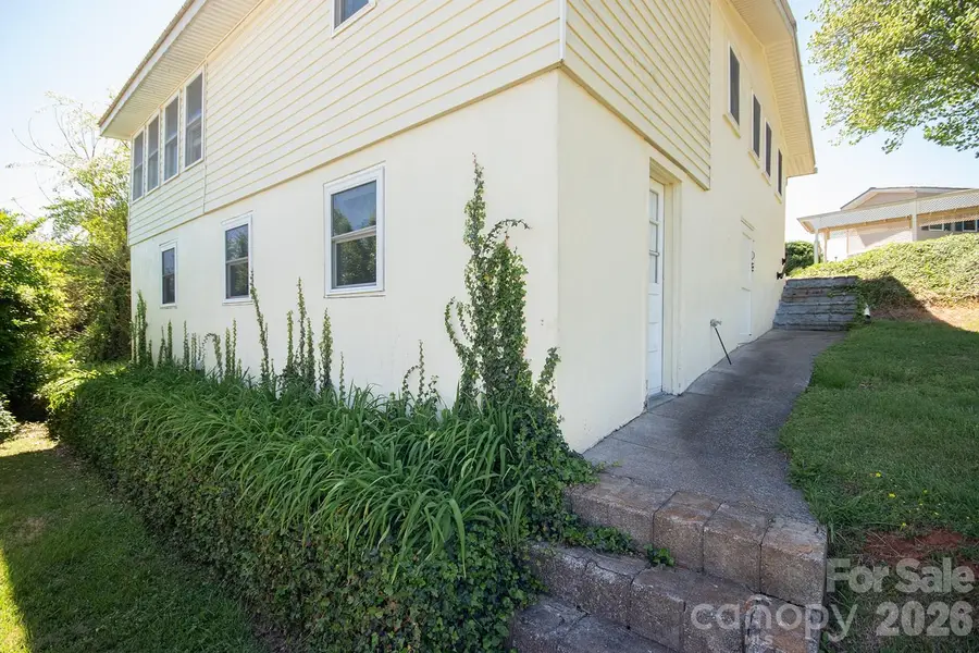 59 S Front Street, Franklin, NC 28734 - #2