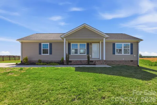 197 Burleson Point, Woodleaf, NC 27054