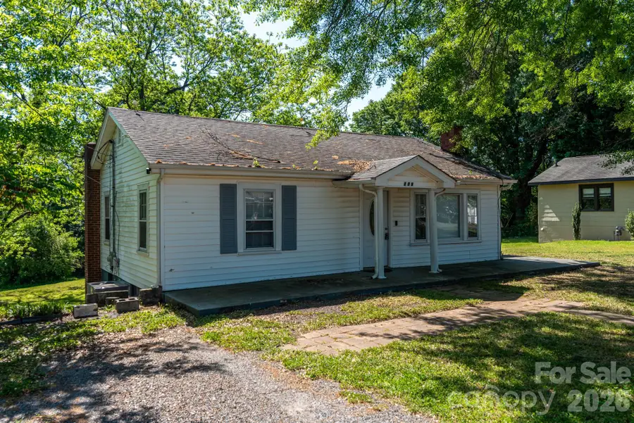 109 Hillcrest Drive, Bessemer City, NC 28016 - #3