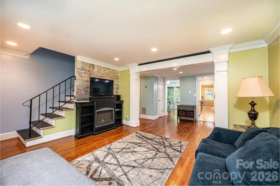 826 6th Street Nw #4, Hickory, NC 28601 - #3