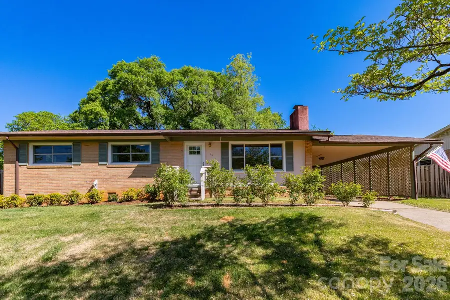 40 Wagon Road, Asheville, NC 28805 - #3