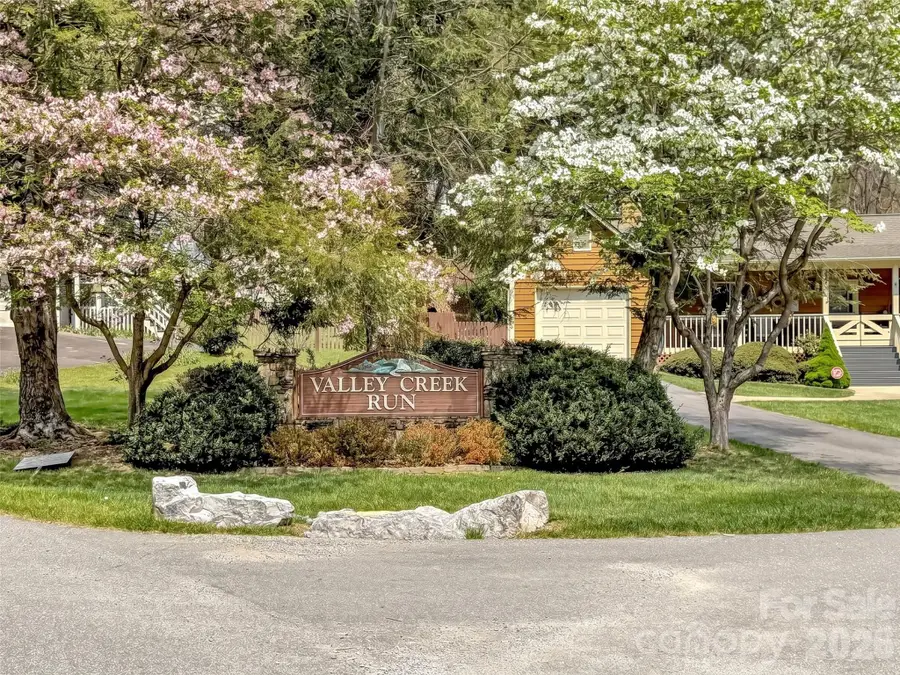 96 Garden Court, Maggie Valley, NC 28751 - #2