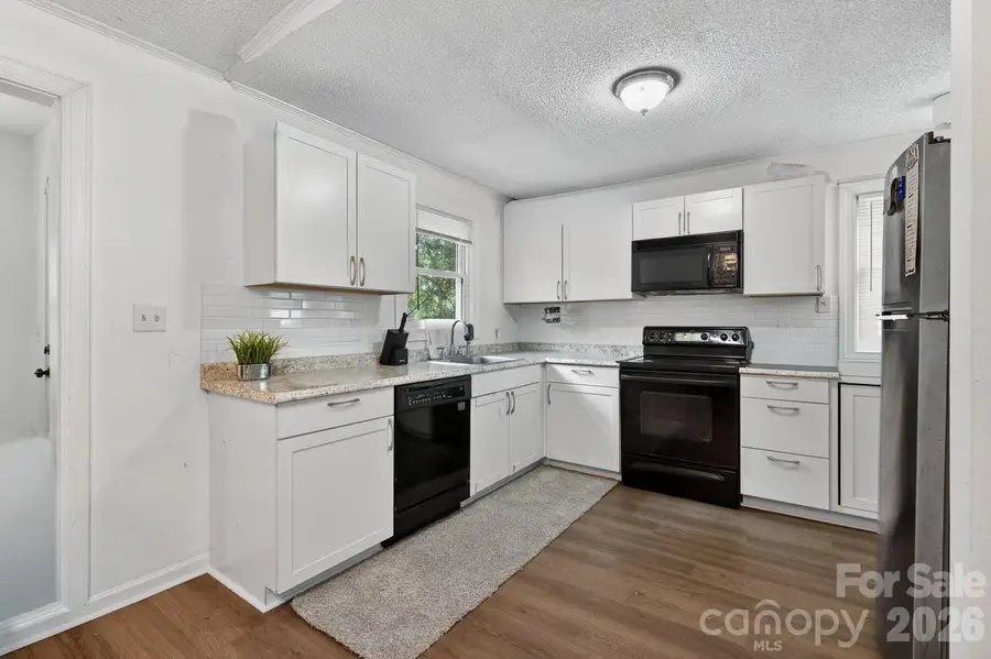 7811 Heatherdale Court, Charlotte, NC 28212 - #2