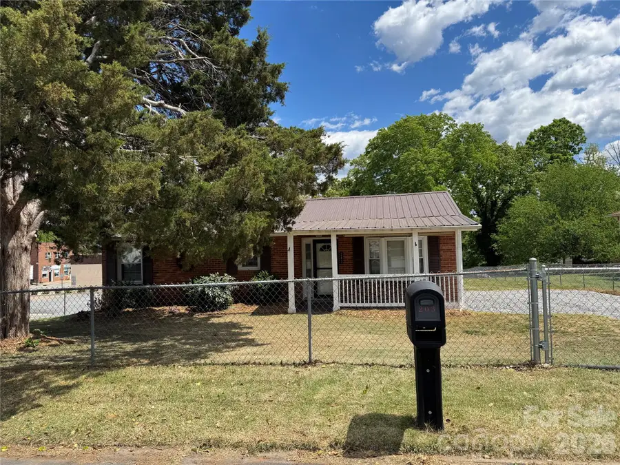 203 Laurel Street Se, Valdese, NC 28690 - #3