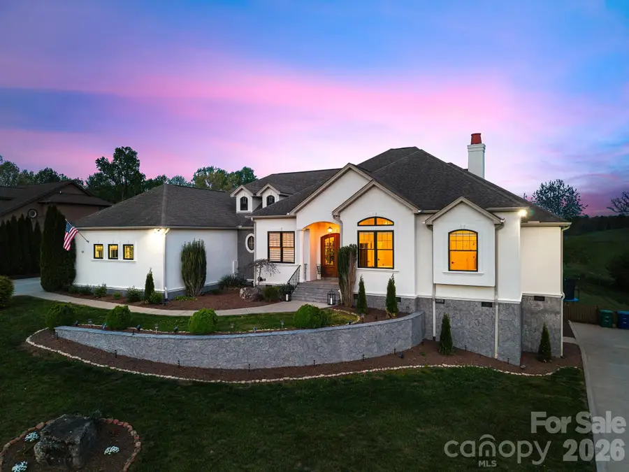 54 Mountain Shadows Drive, Leicester, NC 28748 - #2