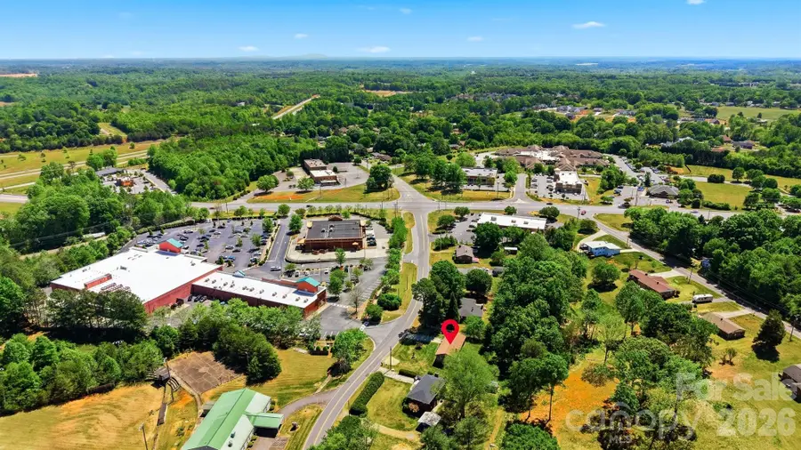 5075 Fleetwood Drive, Hickory, NC 28602 - #2