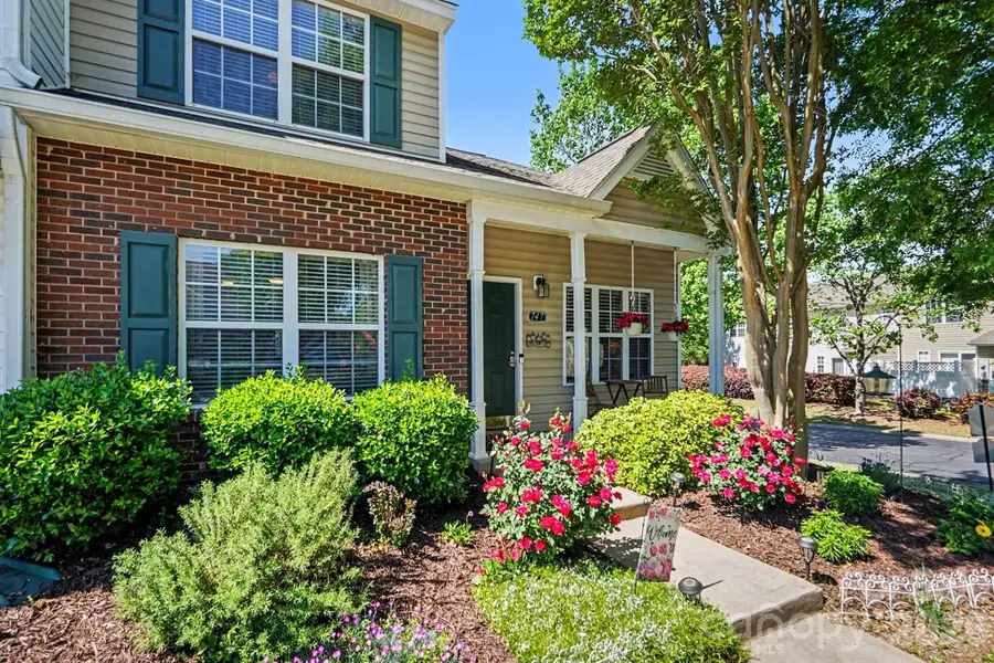 747 Rock Lake Glen, Fort Mill, SC 29715 - #2