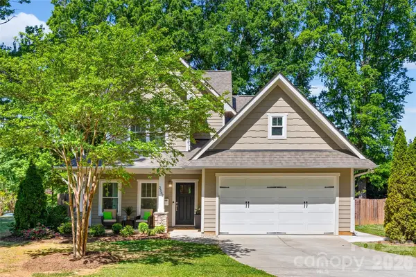 2562 Roseview Lane, Charlotte, NC 28205