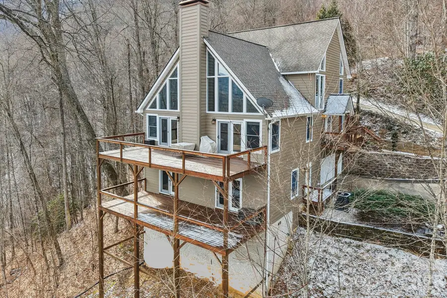 208 Buckeye Road, Maggie Valley, NC 28751 - #2