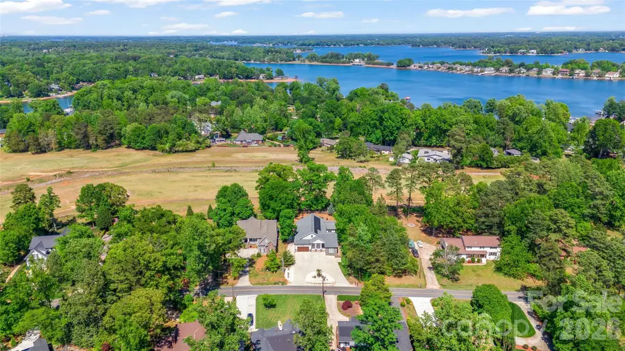 2917 Lake Shore Road S, Denver, NC 28037 - #2