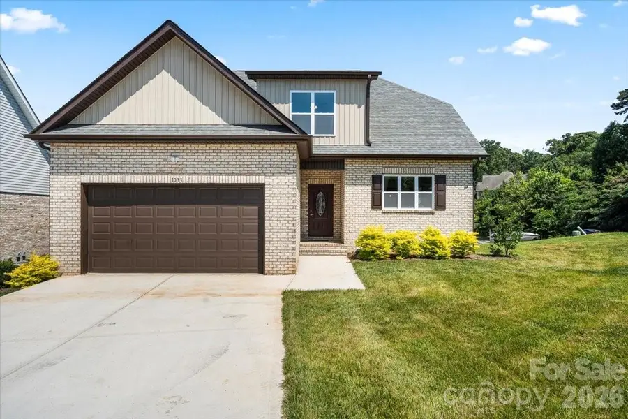 1033 12th Avenue Drive Nw, Hickory, NC 28601 - #2