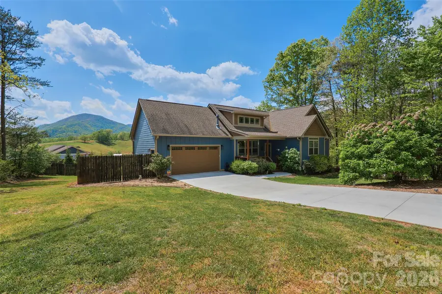 4 Oak Mountain Drive, Leicester, NC 28748 - #2