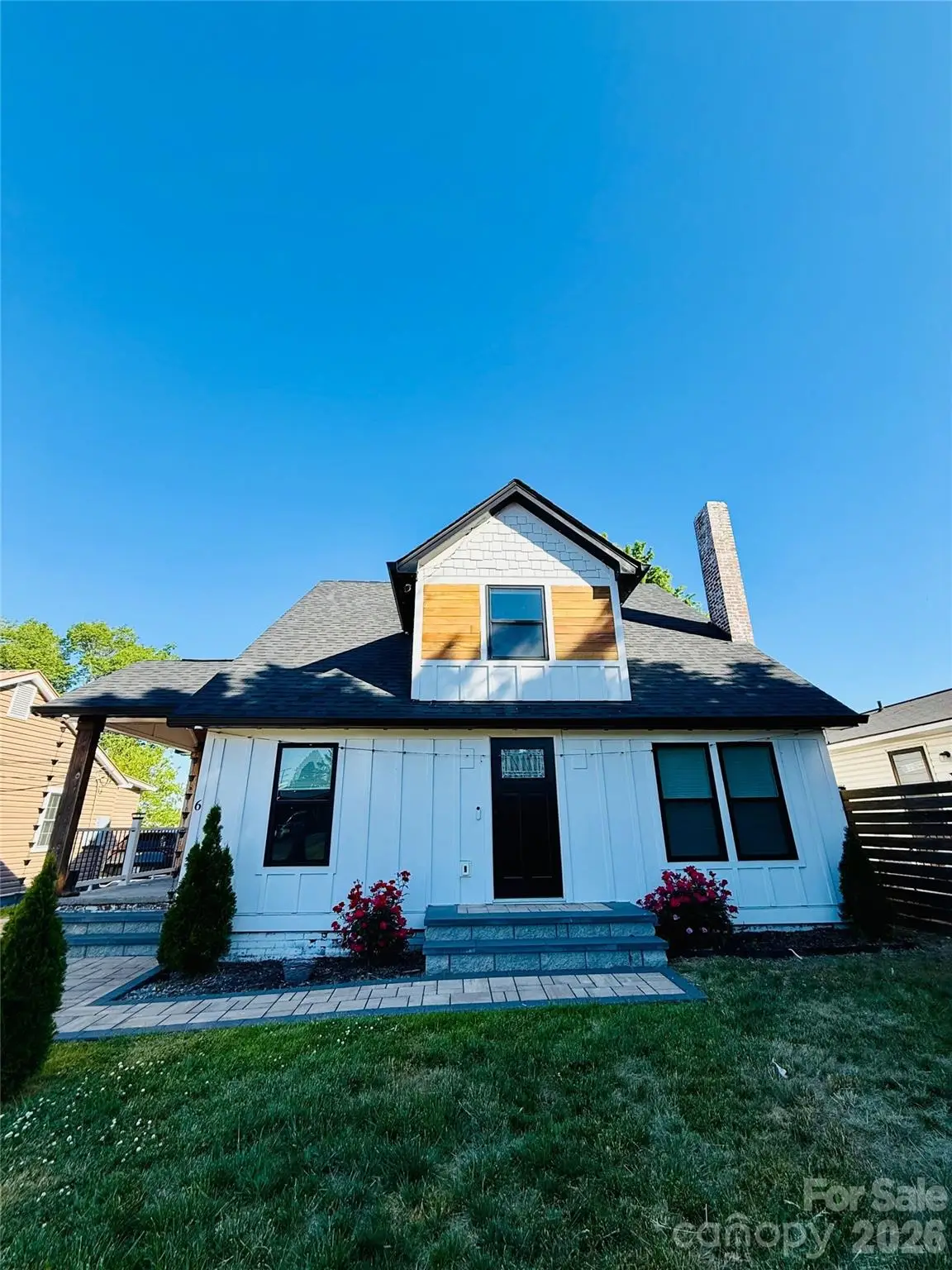 6 E Sunrise Avenue, Thomasville, NC 27360 - #1