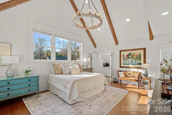 206 Meadowbrook Road, Charlotte, NC 28211