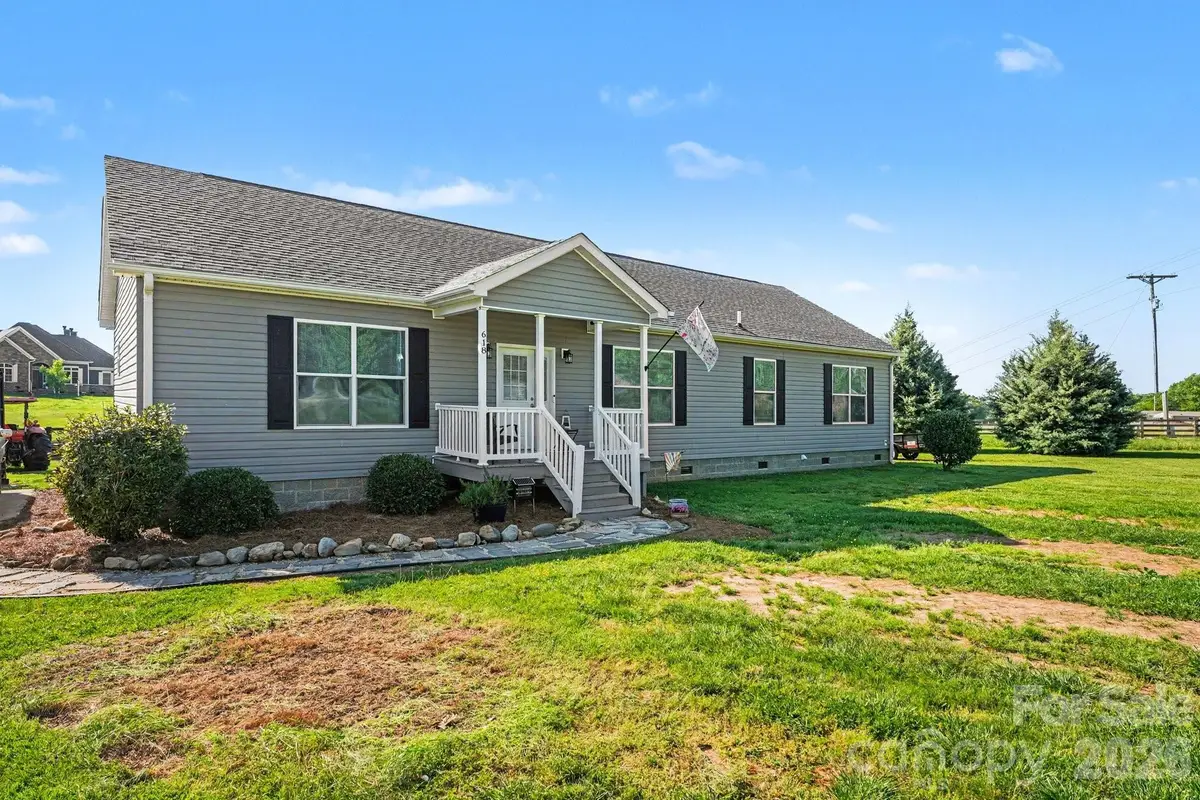 618 Society Road, Statesville, NC 28625 - #1