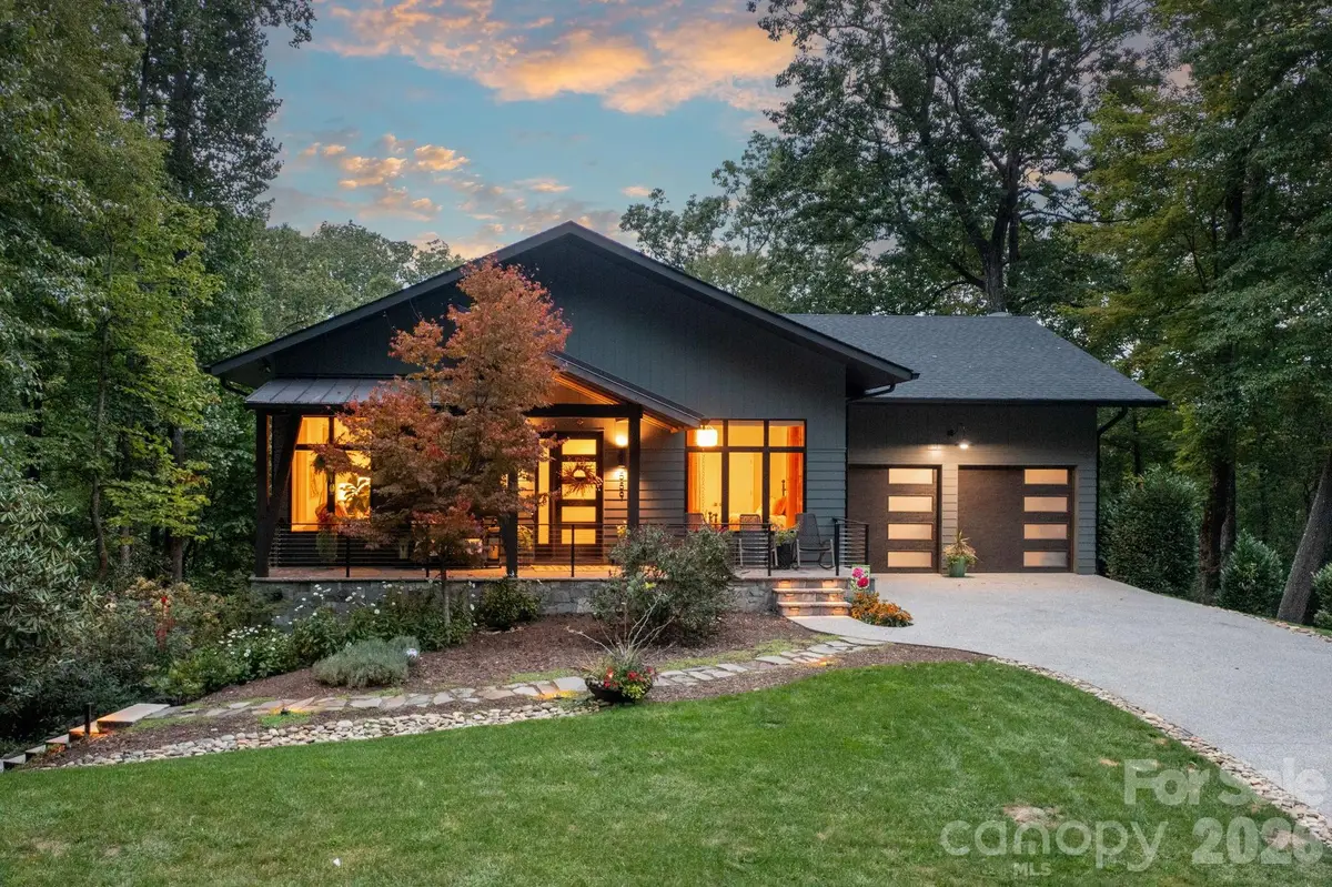 559 Shining Rock Path, Horse Shoe, NC 28742 - #1