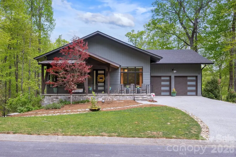 559 Shining Rock Path, Horse Shoe, NC 28742 - #2